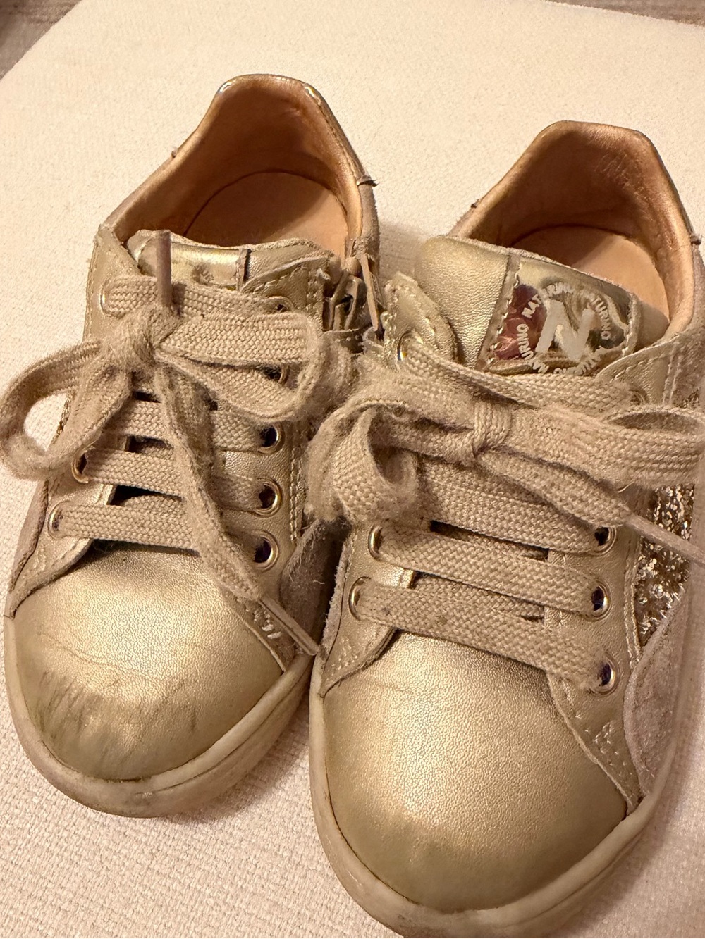 Naturino Metallic Gold glitter Sneakers